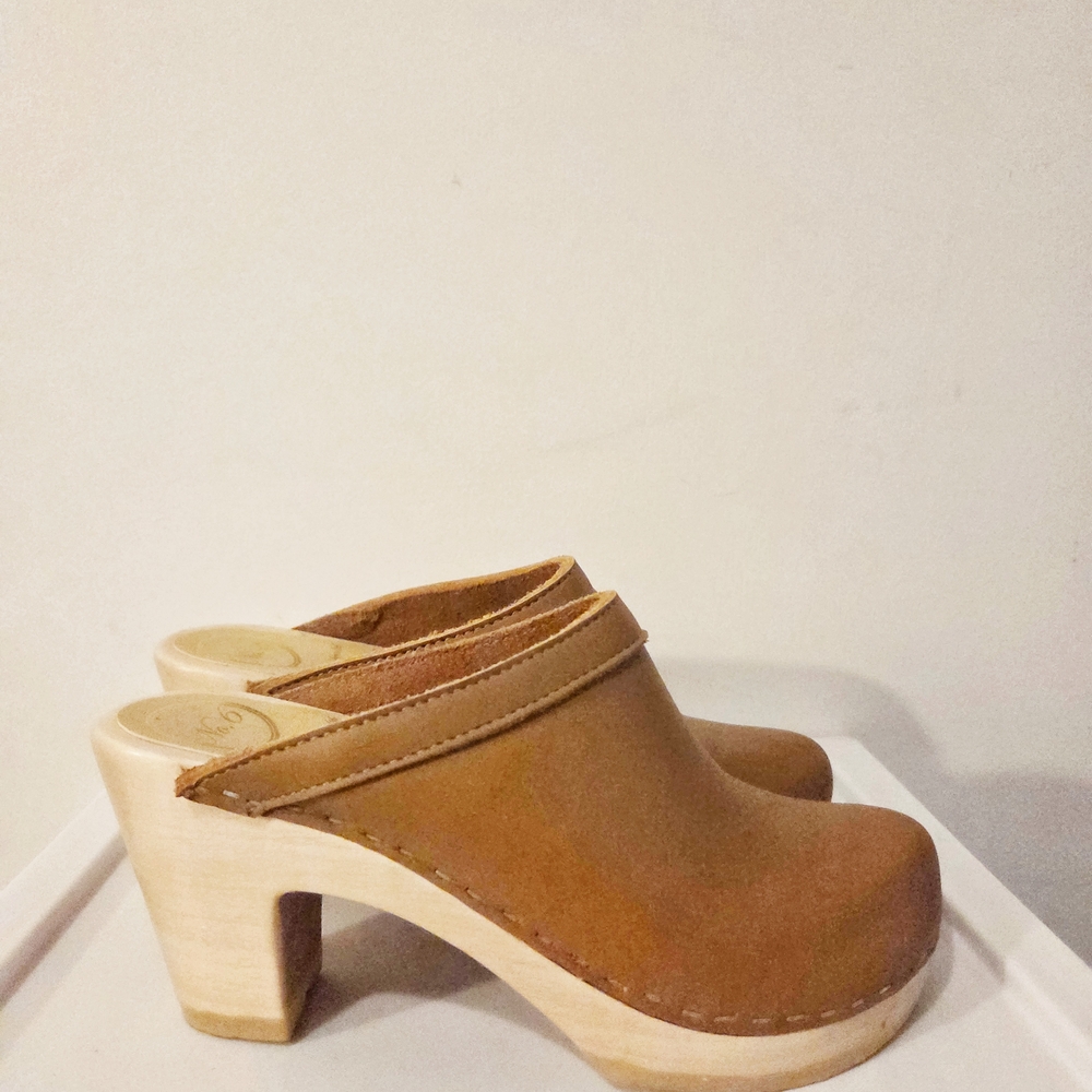 No.6 Old School Clog - High Heel (Palomino) | Size 35